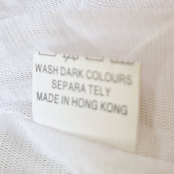 Vintage Layered Skirt With Lace and HandSewn Sequins Made in Hong Kong - Picture 5 of 6